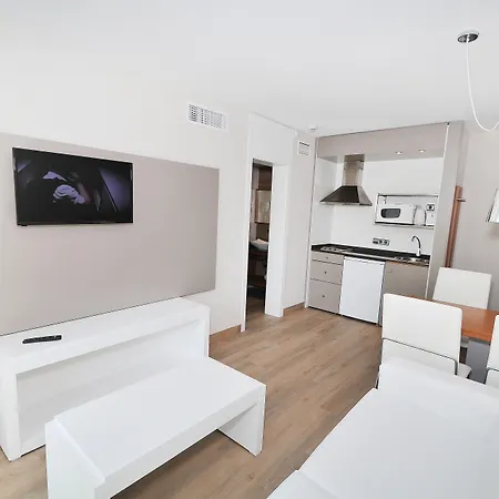 Marsenses & Adults Only Apartahotel 4*