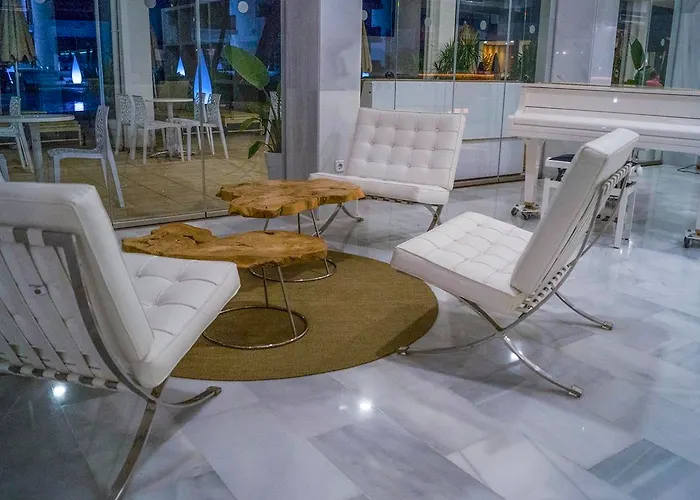 Апарт-готель Marsenses & Adults Only 4*