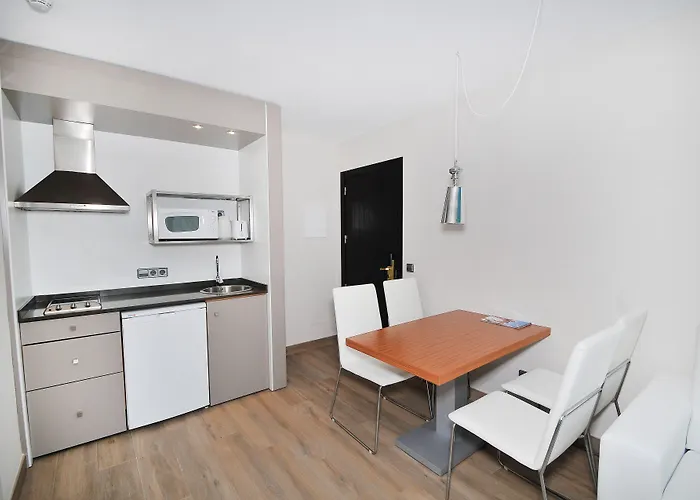 Marsenses & Adults Only Apart Otel