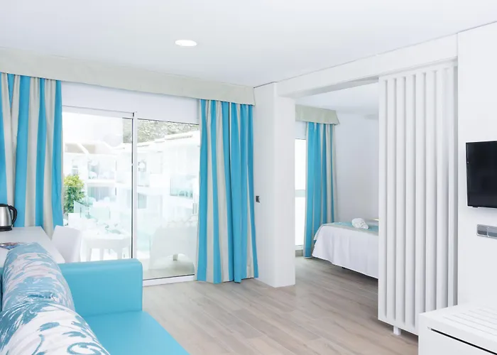 Апарт-готель Marsenses & Adults Only 4*