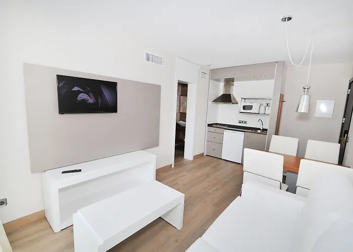 Marsenses & Adults Only Apart Otel 4*