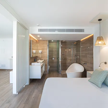 Lägenhetshotell Marsenses & Adults Only 4*